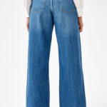 Ripped Wide-Leg ’90s Jeans - Image 3